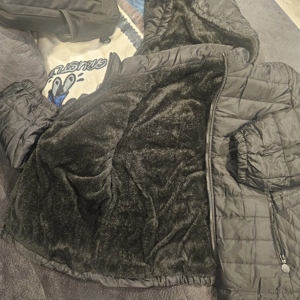 Zara Womens Black Puffer Jacket - Picture 2 of 3